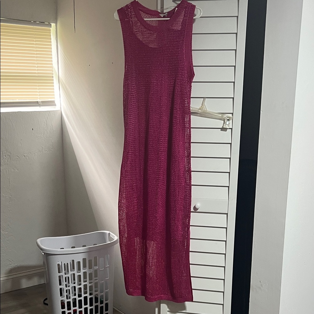 Elegant Pink Sleeveless Dress